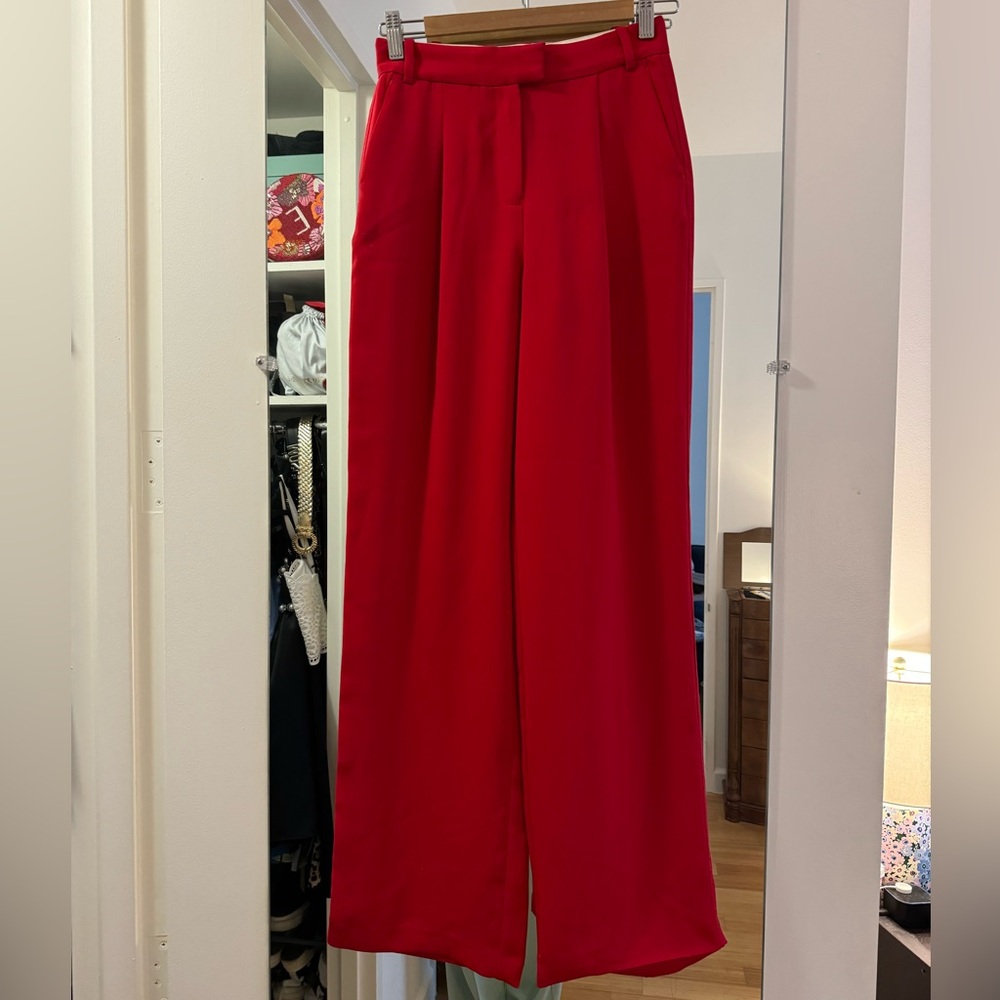 Red Aritzia Babaton Slacks